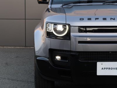 LAND ROVER DEFENDER - 9