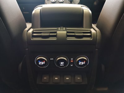 2020 LAND Rover DEFENDER 缩略图 13
