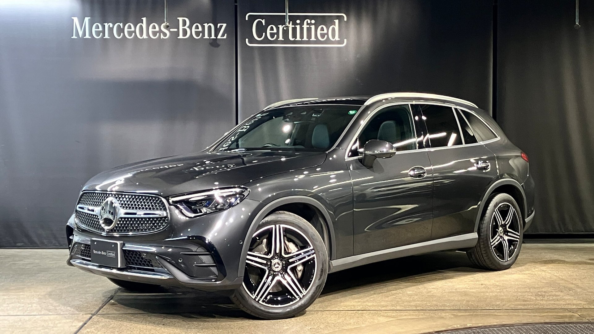 MERCEDES-BENZ GLC - View 1