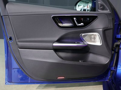 2025 MERCEDES-BENZ C-CLASS 缩略图 41