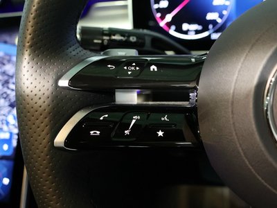 2025 MERCEDES-BENZ C-CLASS 缩略图 19