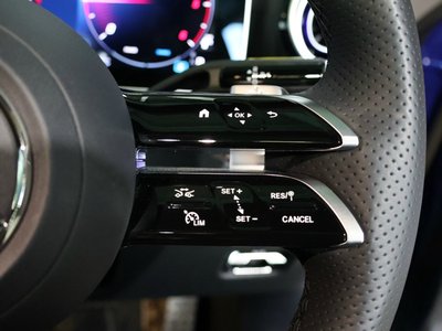 2025 MERCEDES-BENZ C-CLASS 缩略图 20