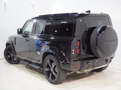 LAND ROVER DEFENDER - 2