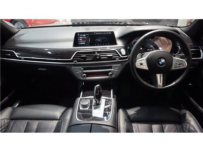 BMW 7 SERIES - 3