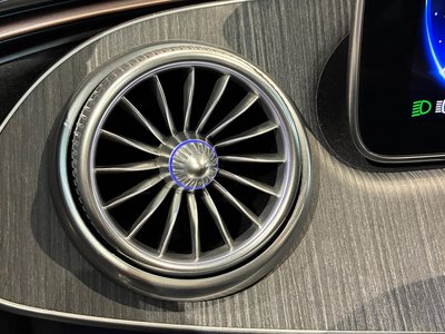 صورة مصغرة 33 لـ 2024 Mercedes-BENZ EQS