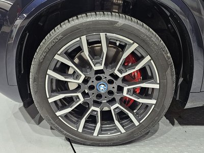 صورة 6 لـ 2025 BMW X5