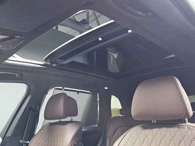 2025 BMW X5 缩略图 18