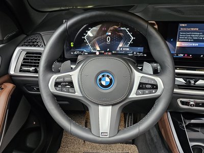2025 BMW X5 缩略图 13