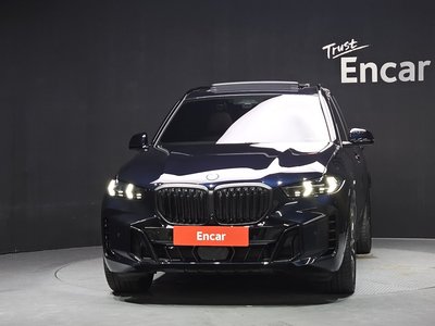 صورة 2 لـ 2025 BMW X5