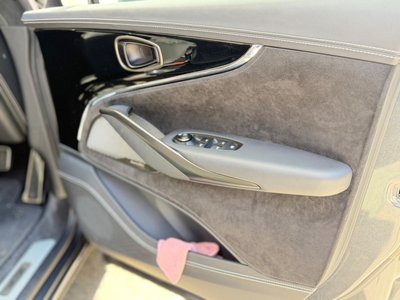 صورة مصغرة 29 لـ 2025 Aston Martin DBX