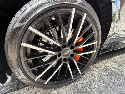 صورة مصغرة 69 لـ 2025 Aston Martin DBX