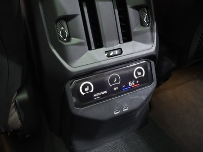 2025 BMW X3 — миниатюра 28