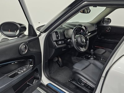 MINI COUNTRYMAN - 10