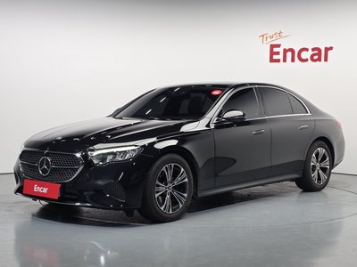 MERCEDES-BENZ E-CLASS - 1