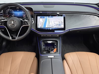 MERCEDES-BENZ E-CLASS - 5