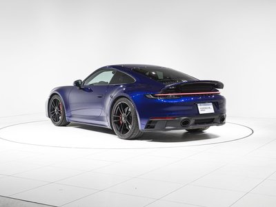 PORSCHE 911 - 8
