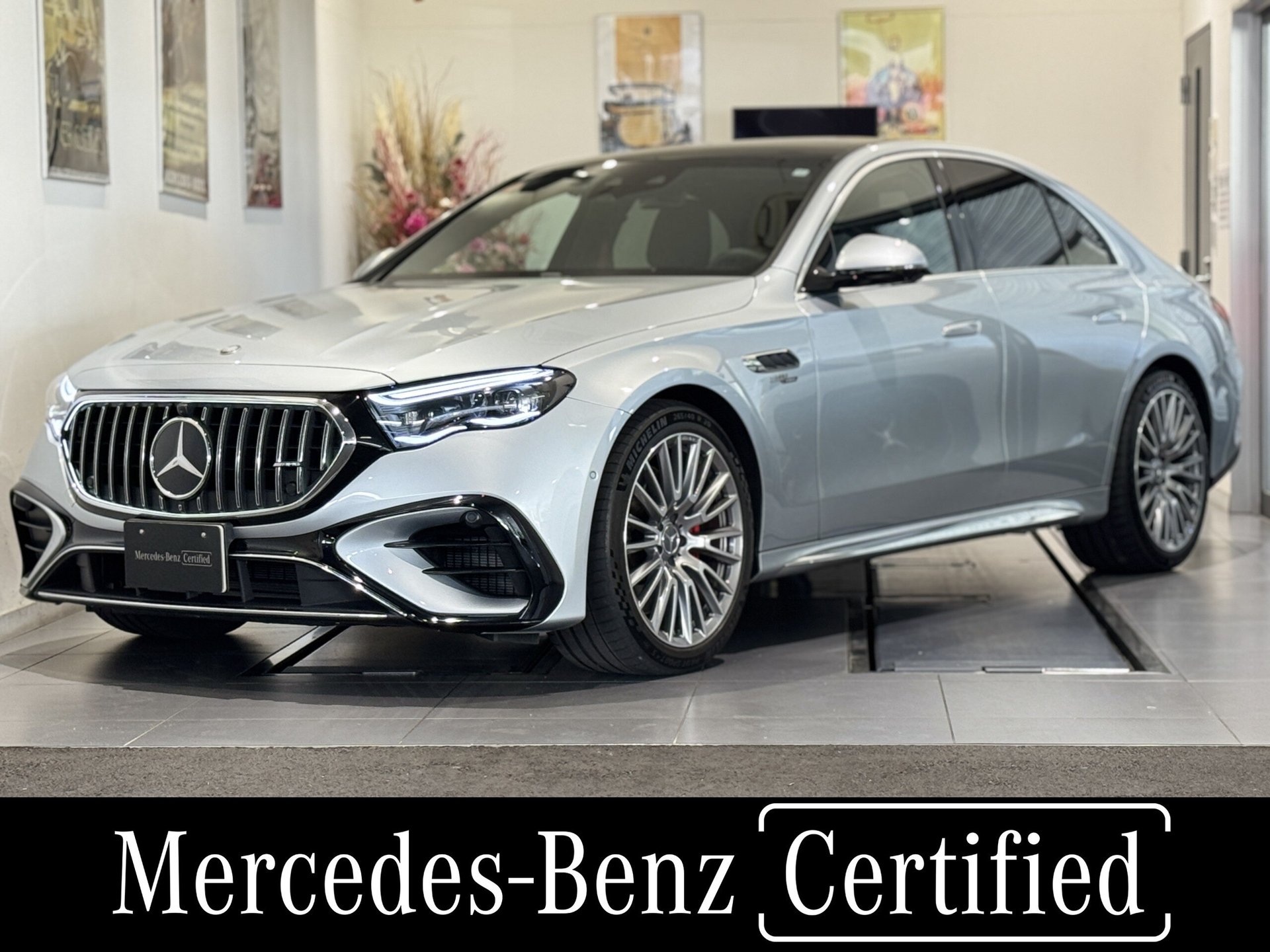 MERCEDES-BENZ E-CLASS AMG - View 1