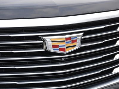 CADILLAC ESCALADE - 5