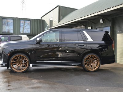 CADILLAC ESCALADE - 9