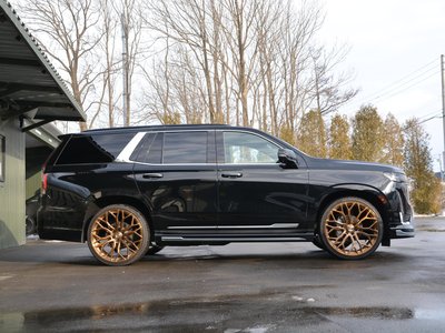 CADILLAC ESCALADE - 10