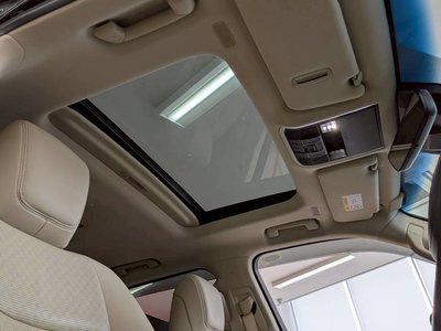 TOYOTA LAND CRUISER 300 - 2