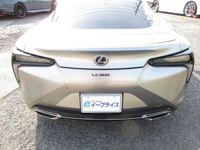 2017 Lexus LC thumbnail 25