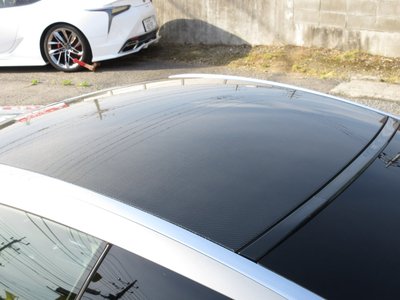2017 Lexus LC thumbnail 37