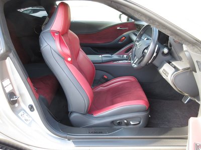2017 Lexus LC thumbnail 40