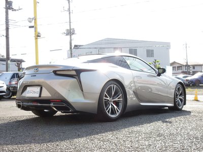 2017 Lexus LC thumbnail 19