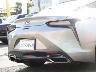 2017 Lexus LC thumbnail 34