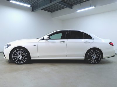 MERCEDES-BENZ E-CLASS - 4