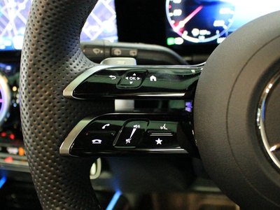 2026 Mercedes-BENZ GLA — миниатюра 17