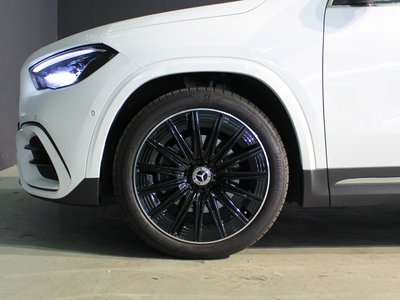 2026 Mercedes-BENZ GLA — миниатюра 40