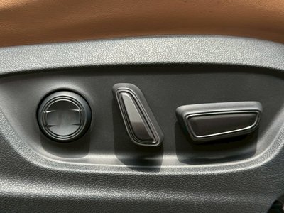 2024 Toyota CROWN SPORT thumbnail 16