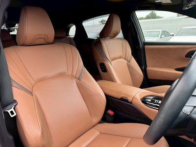 2024 Toyota CROWN SPORT thumbnail 50
