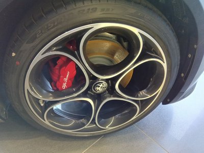 ALFA ROMEO JULIA - 8