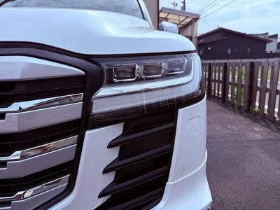 TOYOTA LAND CRUISER - 5