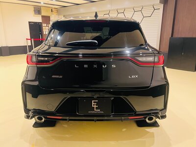 LEXUS LBX - 7