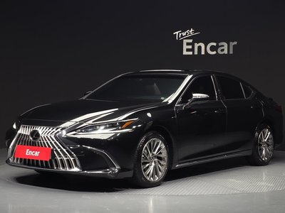 2025 LEXUS ES 照片 1