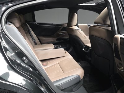 صورة مصغرة 12 لـ 2025 Lexus ES