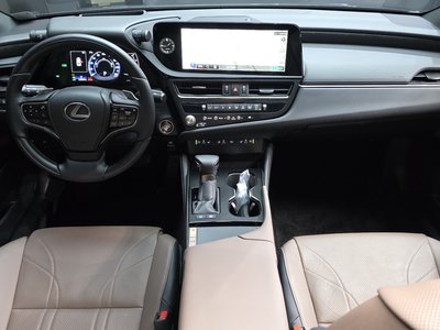 2025 LEXUS ES 照片 5