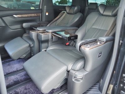 صورة مصغرة 26 لـ 2023 Toyota ALPHARD
