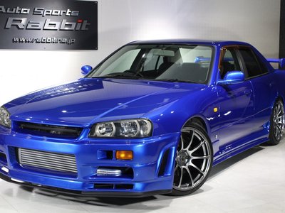 NISSAN SKYLINE