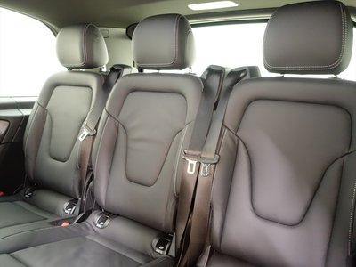 2024 Mercedes-BENZ V-CLASS 照片 12