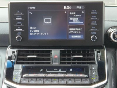2024 Toyota LAND CRUISER 300 thumbnail 24