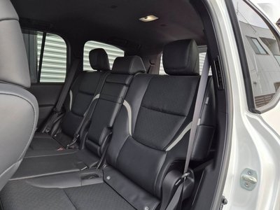 2024 Toyota LAND CRUISER 300 thumbnail 37