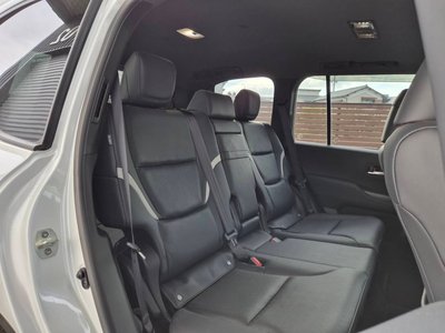 2024 Toyota LAND CRUISER 300 thumbnail 38