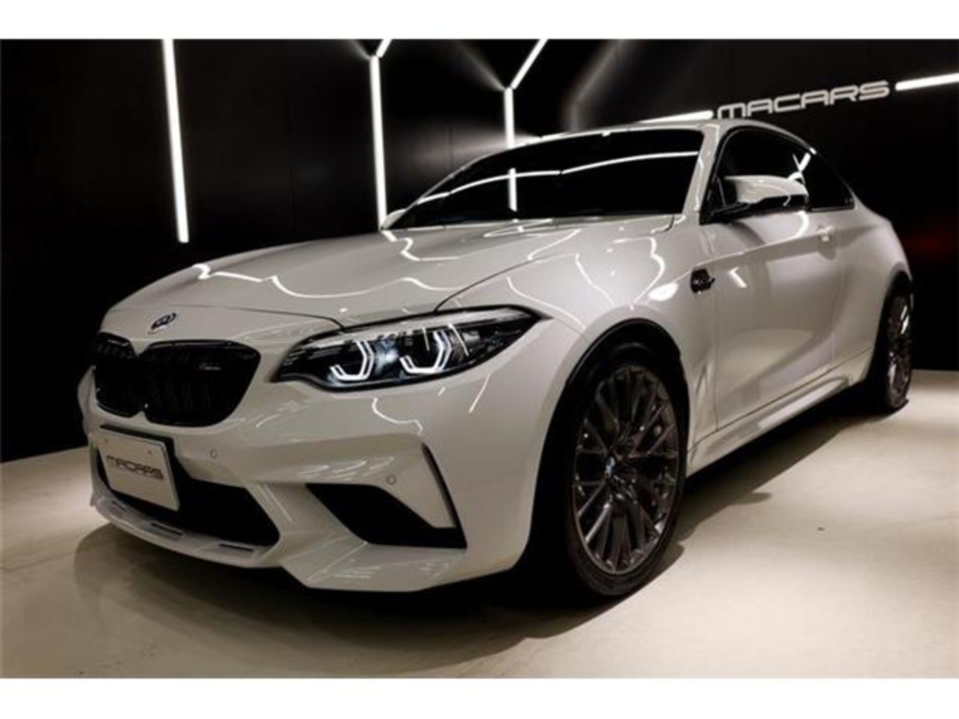 BMW M2 COMPETITION - View 1