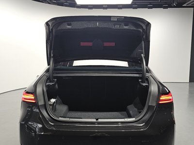 صورة مصغرة 29 لـ 2025 BMW 5 SERIES