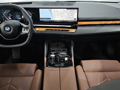 صورة 5 لـ 2025 BMW 5 SERIES